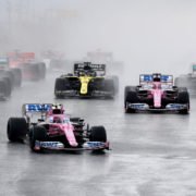 F1赛车在雨中赛车影响了F1土耳其大奖赛